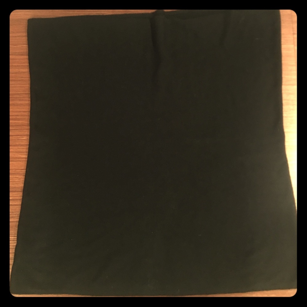 KENNETH COLE SIGNATURE black infinity scarf
